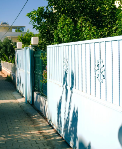 Vinyl fence